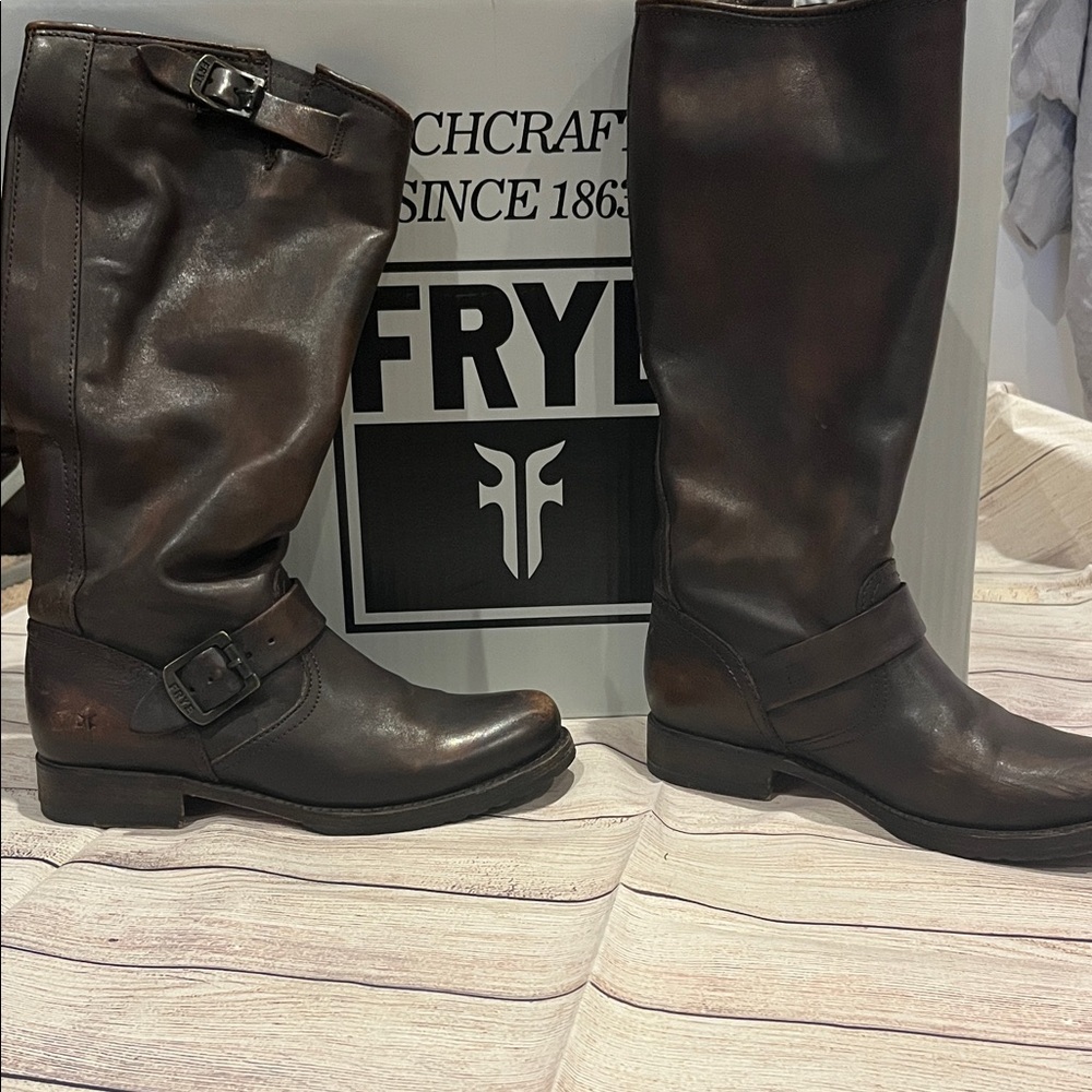 FRYE Brown Leather Boots